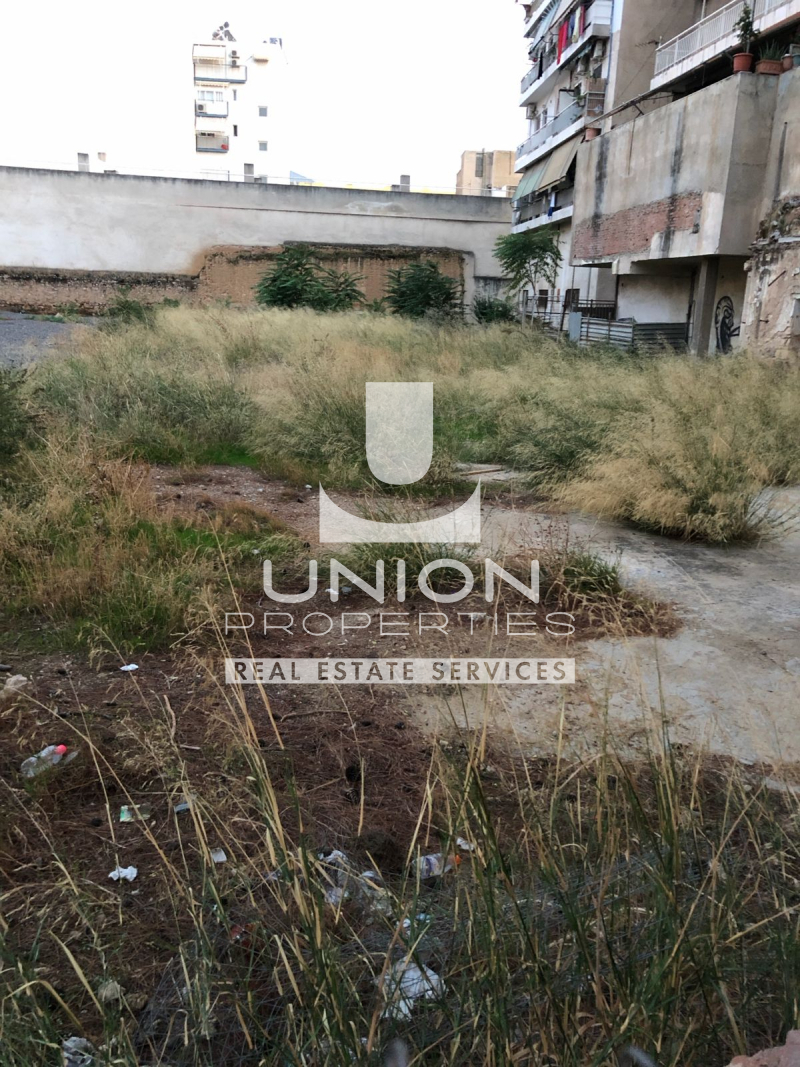 562 sq.m. Corner Plot for Sale in Kolonos, Athens – Building Coefficient 3.00