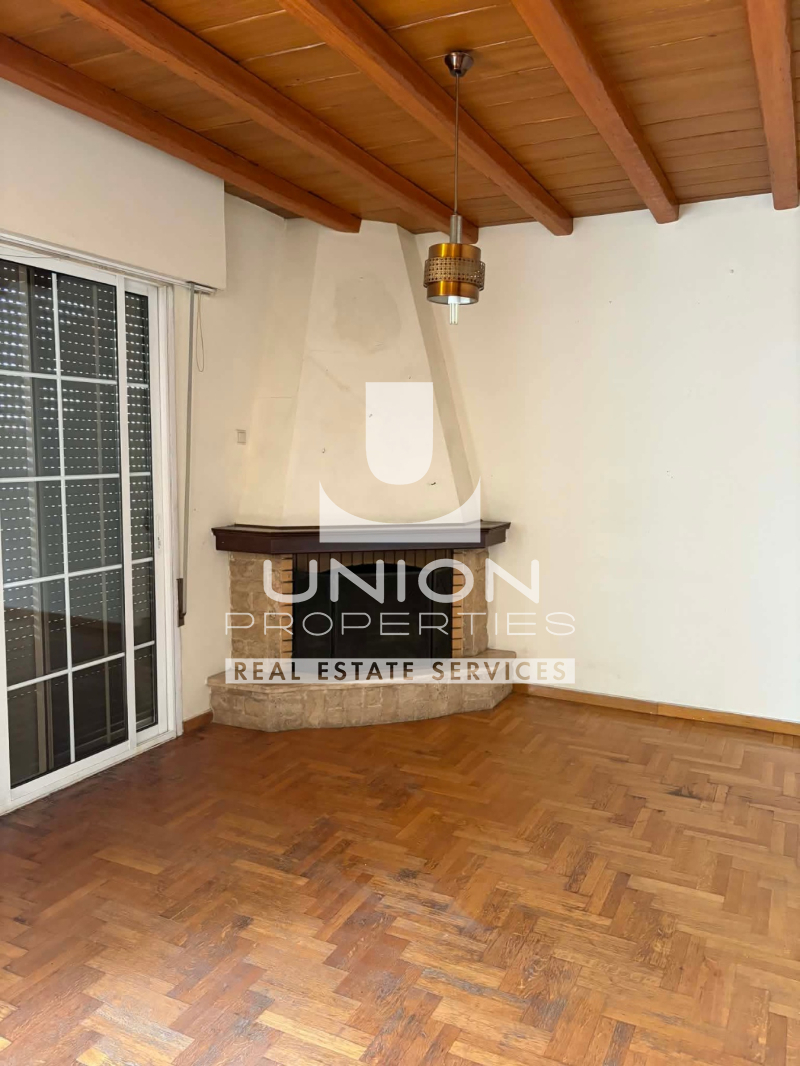 78 sq.m. Penthouse Apartment for Sale in Agios Nikolaos, Athens Center